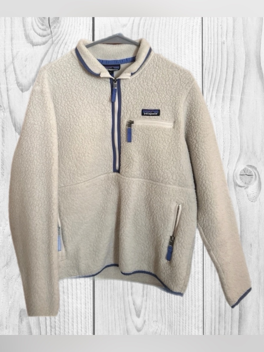 Patagonia quarter zip up fleece white blue cozy fall outdoor hiking size medium